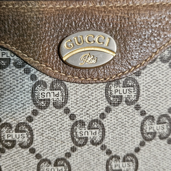 Vintage Gucci Plus Authentic - Picture 3 of 16